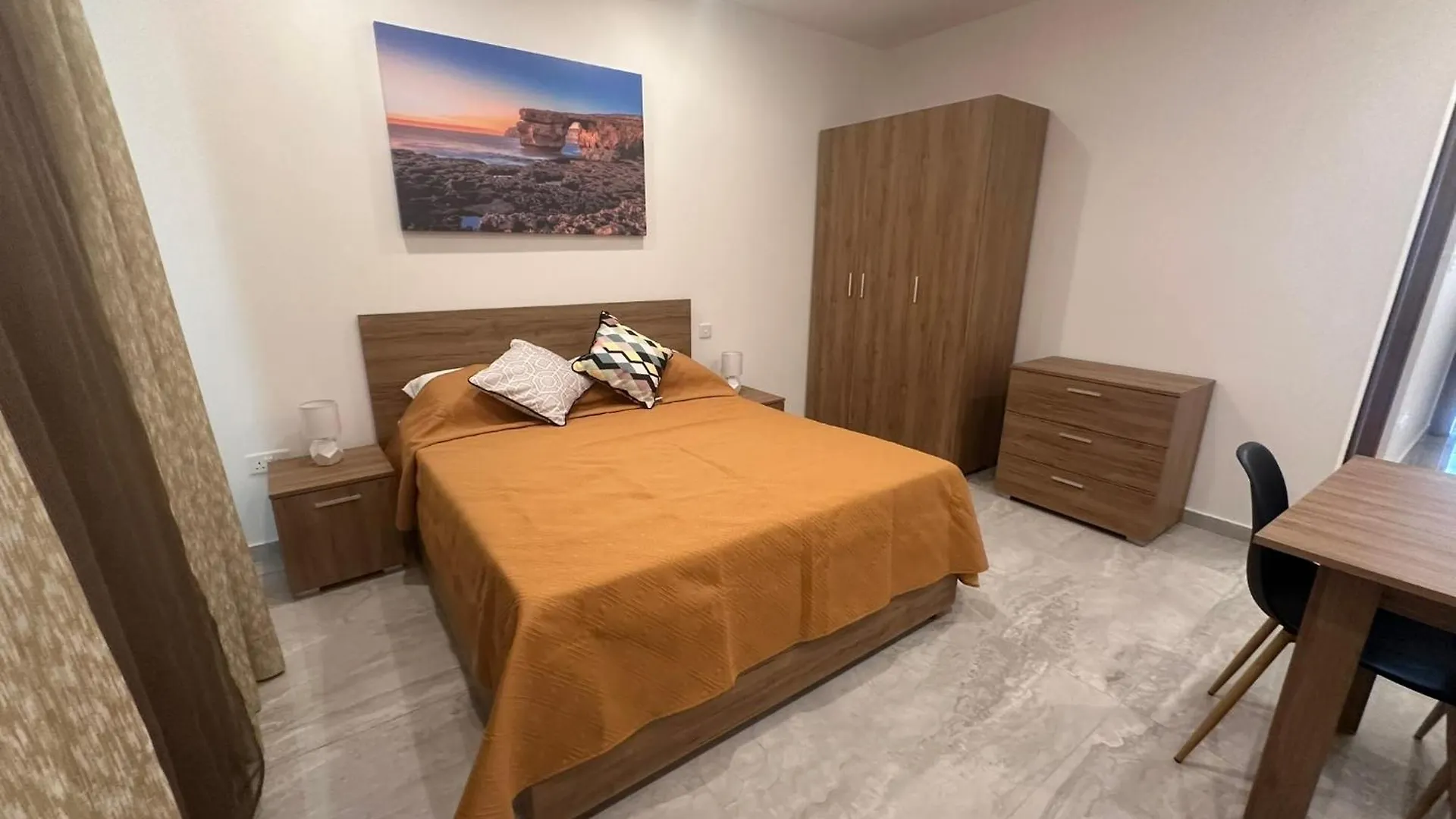 La Bella Guesthouse San Giuliano 0*,  Malta