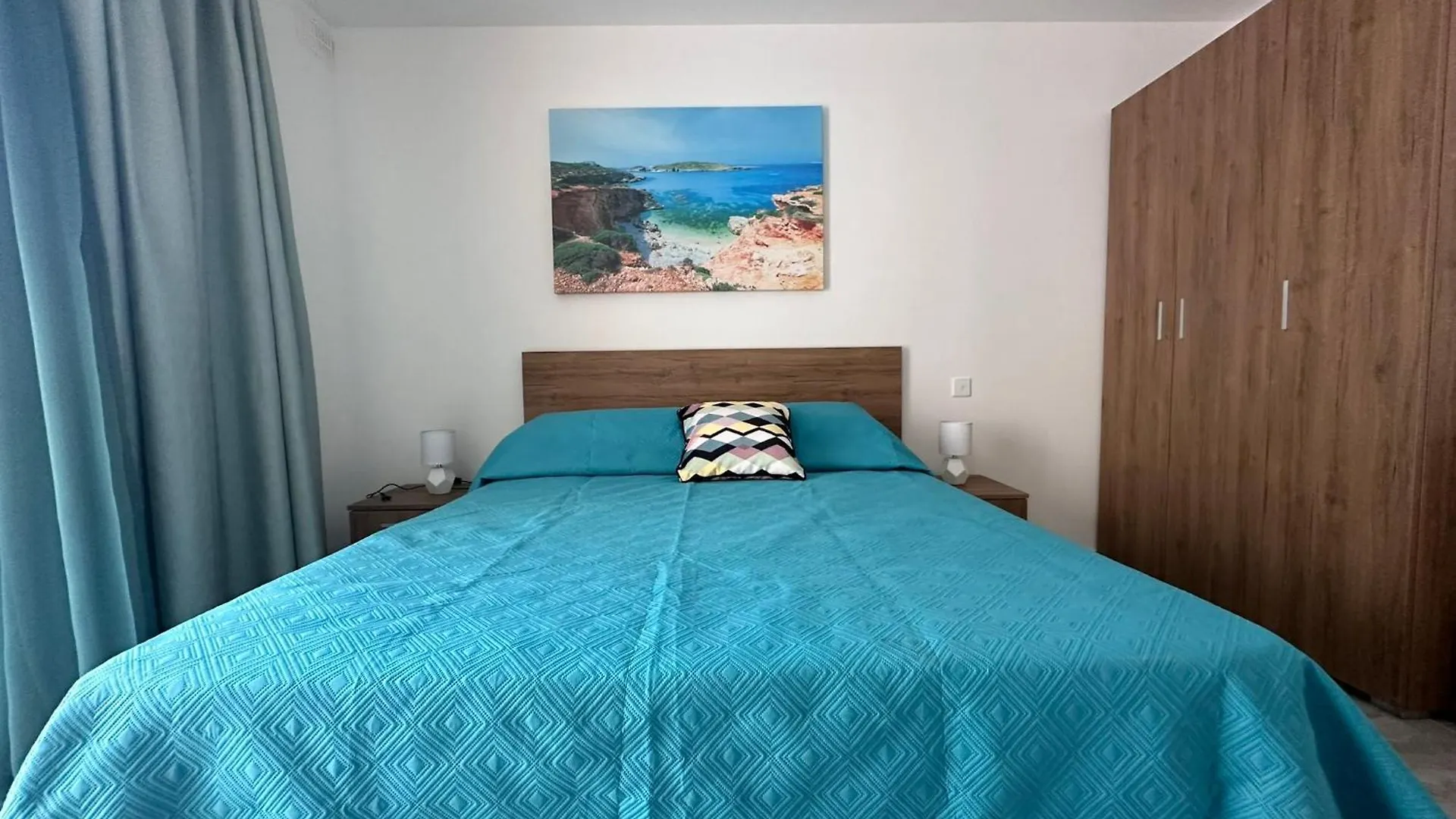 La Bella Guesthouse Saint Julian's Bed & Breakfast